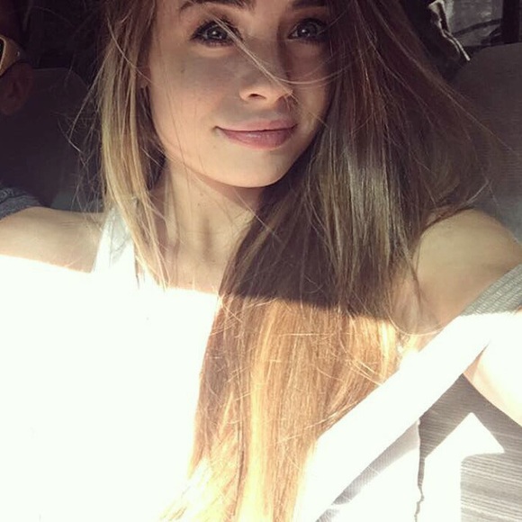 emiloo97